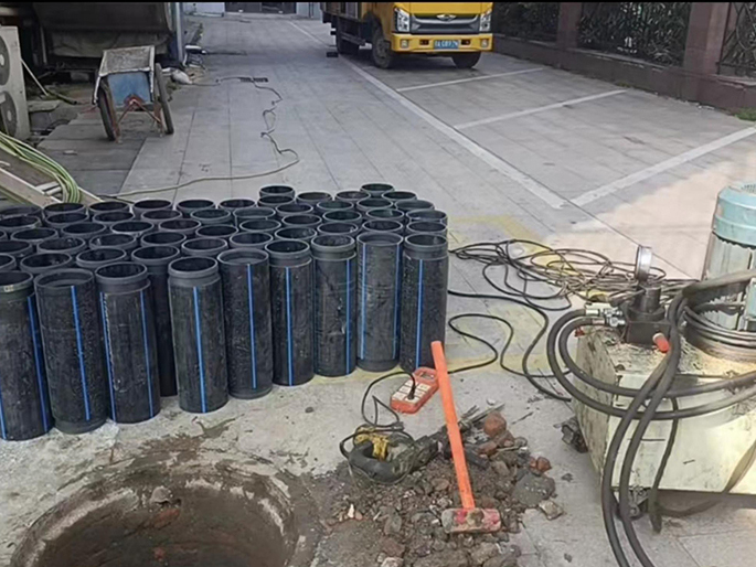 大洼PE置换管厂家 DN315置换管 非开挖管短管置换